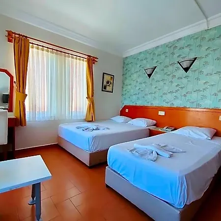 Hotel Guelizar Konyaalti 5*